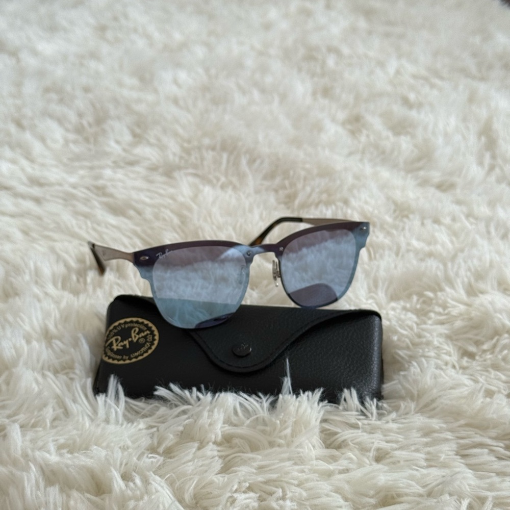 Ray-Ban Blue Sunglasses - Picture 3 of 4